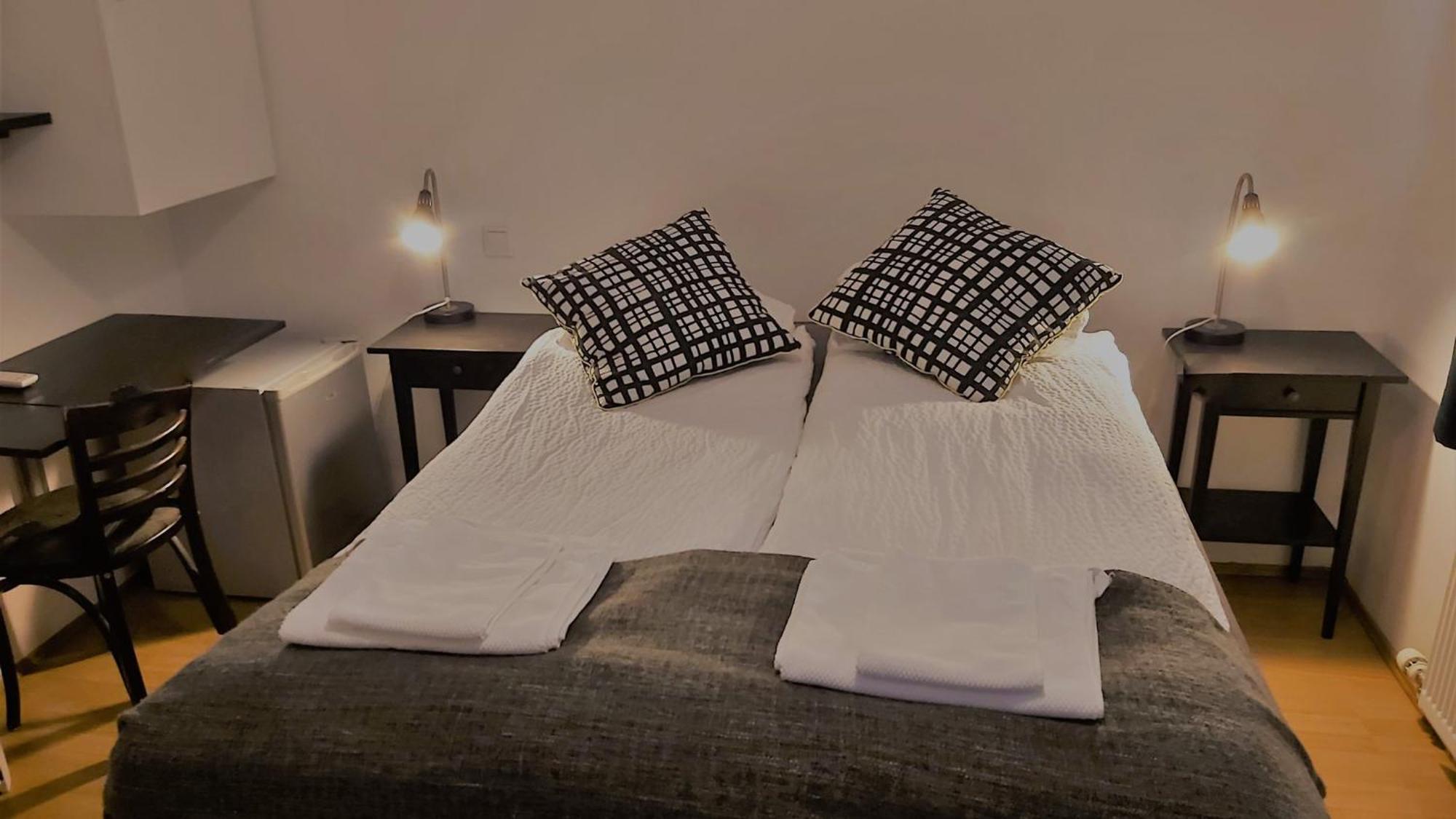Hotel Kanslarinn Гелла Екстер'єр фото