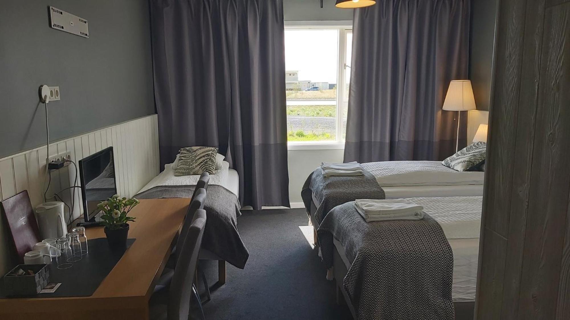 Hotel Kanslarinn Гелла Екстер'єр фото